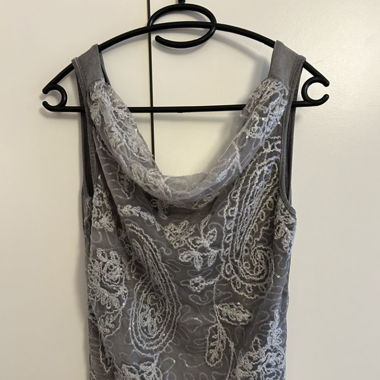 Top Eclipse gris brodé sequins M vintage