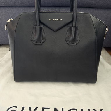 Givenchy Antigona black bag