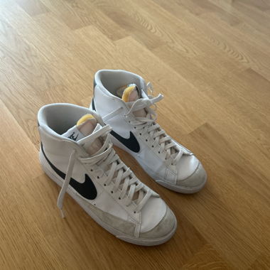 Nike Blazer, schwarz / weiss, 41