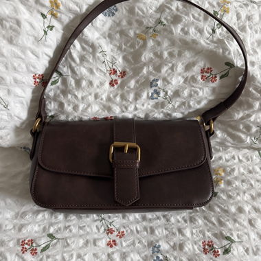 Kleine braune Ledertasche