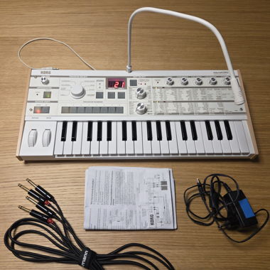 microKORG S Synthesizer