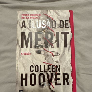 A Ilusao de Merit di Colleen Hoover (portuguese)