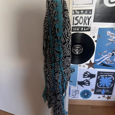 Foulard léger à motifs