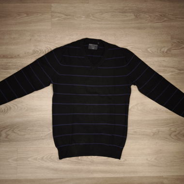 Black men's sweater