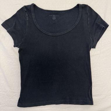 Schwarzes Top