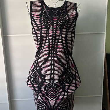 Ärmelloses Kleid mit Reissverschluss - Morghy Art Stylist