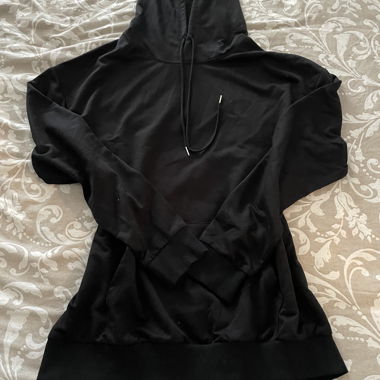 Schwarzer SHEIN Hoodie Grösse M