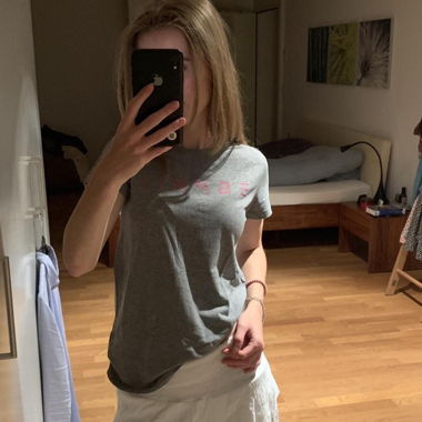 T-shirt Esprit gris avec imprimé