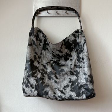 Weekday Schultertasche