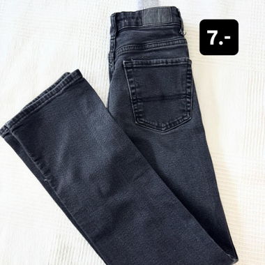 Jeans neri Stradivarius