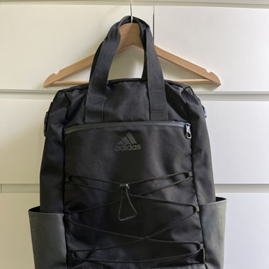Schwarzer Adidas Rucksack