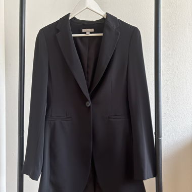 Black Tailored Blazer