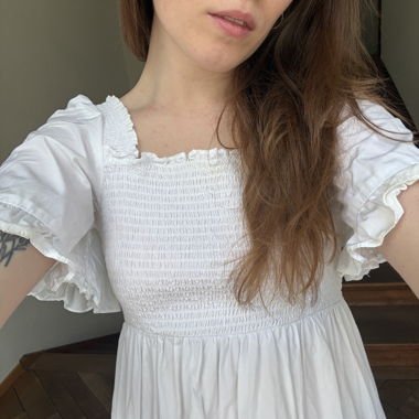Robe mi-longue blanche à fronces