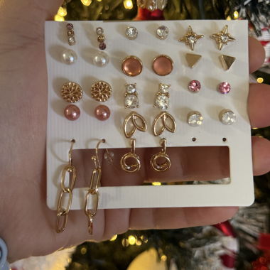 Set of 14 costume jewellery earrings