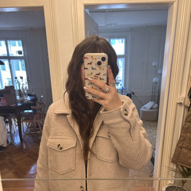 Jacke L