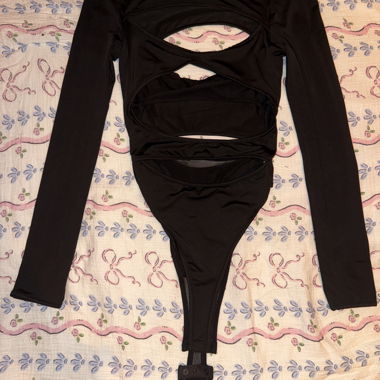 Raver Cutout-Body mit Mesh-Culottes/Bralette