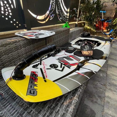 Tavola da surf Jetsurf GP100 a propulsione a getto 