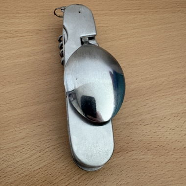 Multitool da tasca in metallo