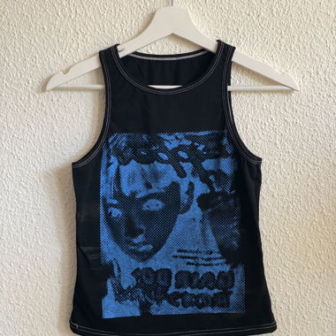 Cool top💙