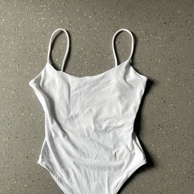 Body weiss