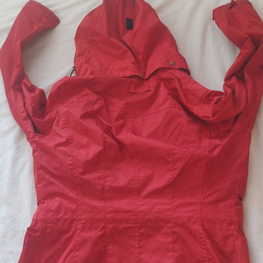 Rote Wellensteyn Jacke
