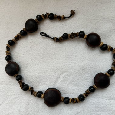 Collier exotique 