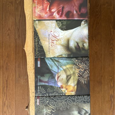 Set di 4 libri & numero speciale