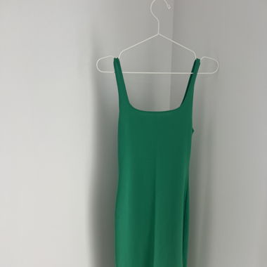 ZARA - Grünes Stretchkleid