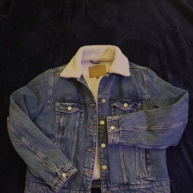Jeans Jacke mit Kunstfell