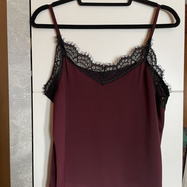 Top IKKS in raso e pizzo