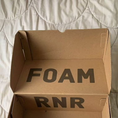 Adidas Yeezy Foarm Runner RNR 