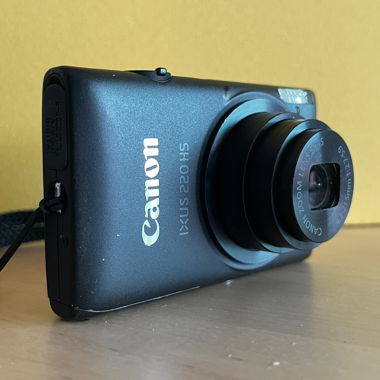 Canon IXUS 220 HS Zoomkamera Reisekamera Y2K