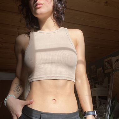 beiges croptop