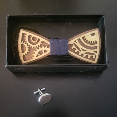 Nœud papillon en bois