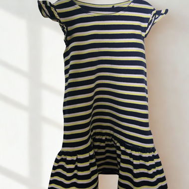 Gestreiftes Kinderkleid von name it (Gr.110)