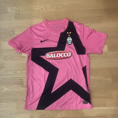 Juventus Nike Pink Jersey