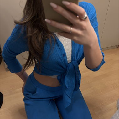Ensemble à deux pièces bleu