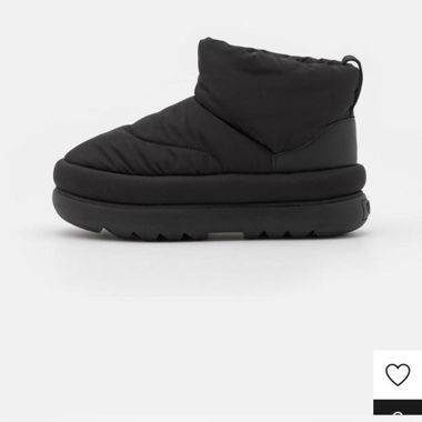 UGG Classic Snowboot Winter Boots black