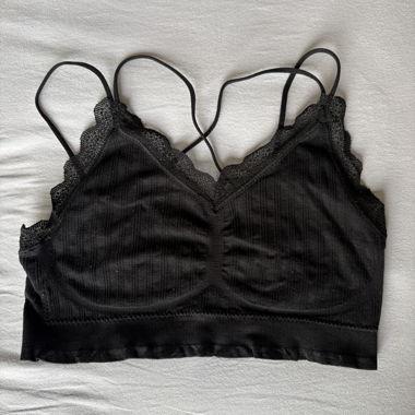 Bralette nera in pizzo