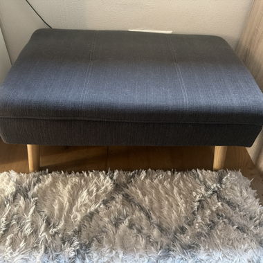 Pouf poggiapiedi imbottito grigio