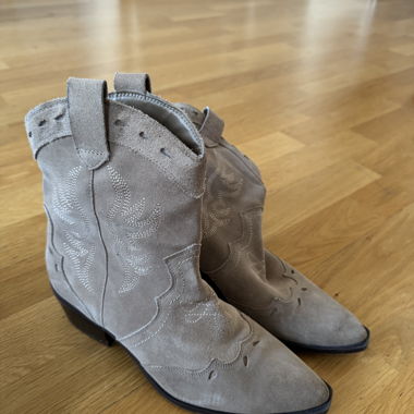 Suede cowboy boots