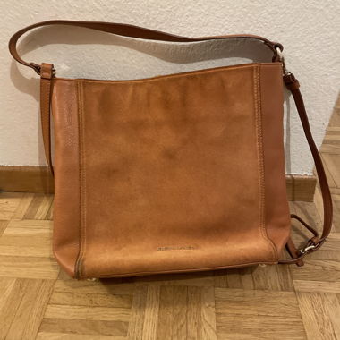 Handtasche