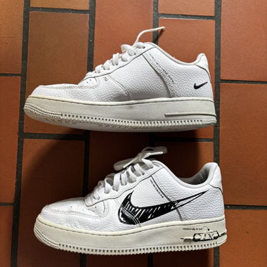 Sneakers Nike Air Force 1 Low Sketch bianco nero