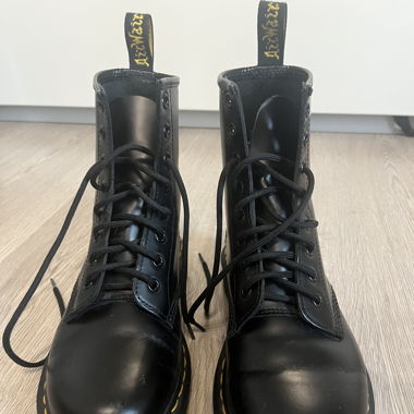 Dr. Martens
