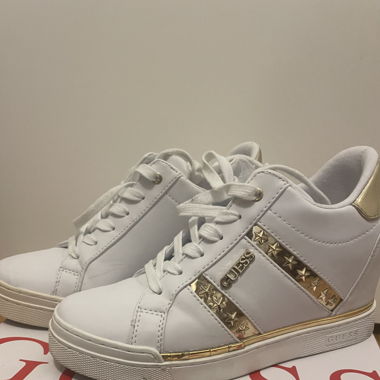 GUESS StarStep Gold -Limited Glam Sneaker -