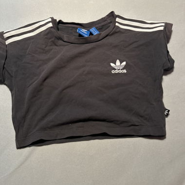 Top cropped Adidas