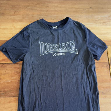 Lonsdale t-shirt