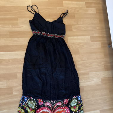 Desigual Kleid