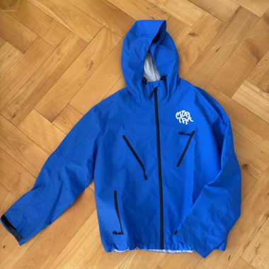 Mertra blaue Jacke