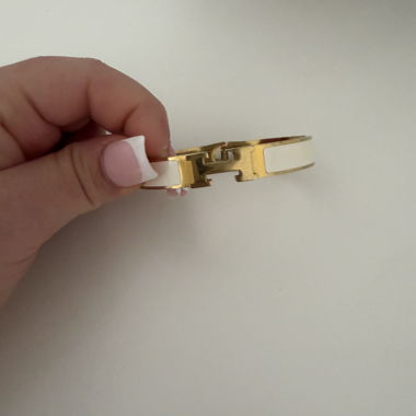 Gold rigid bracelet